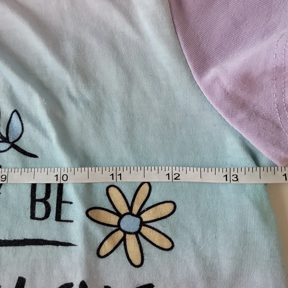 Friends Girls Pajama Top Short Sleeve Purple Pink Graphic Medium 7/8